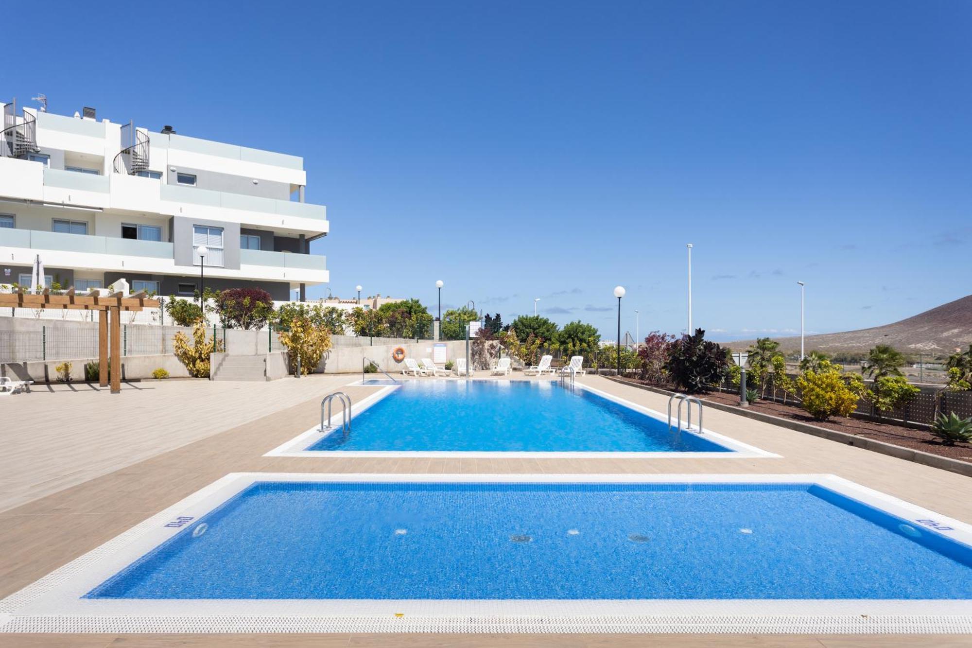 Home2Book Stylish & Relax Attic La Tejita, Pool Exterior foto